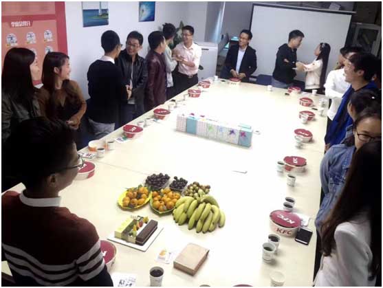 ���տ옷  �ж�����